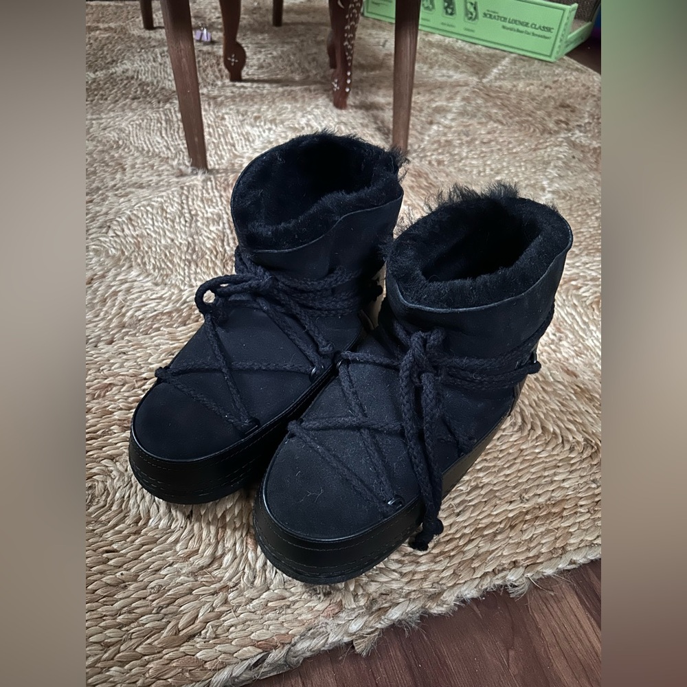 Inuikki Classic Boot Women’s in Black size 41 (US 10)